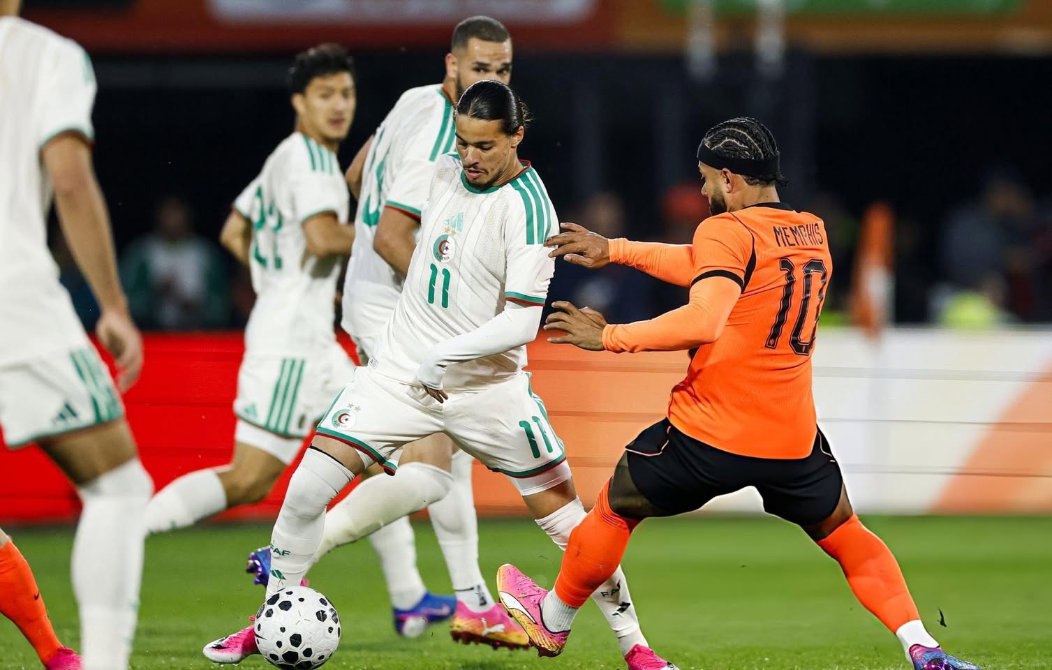 En amical : Hollande 0 Algérie 1…. Sur un coup de génie de Hadj Moussa
