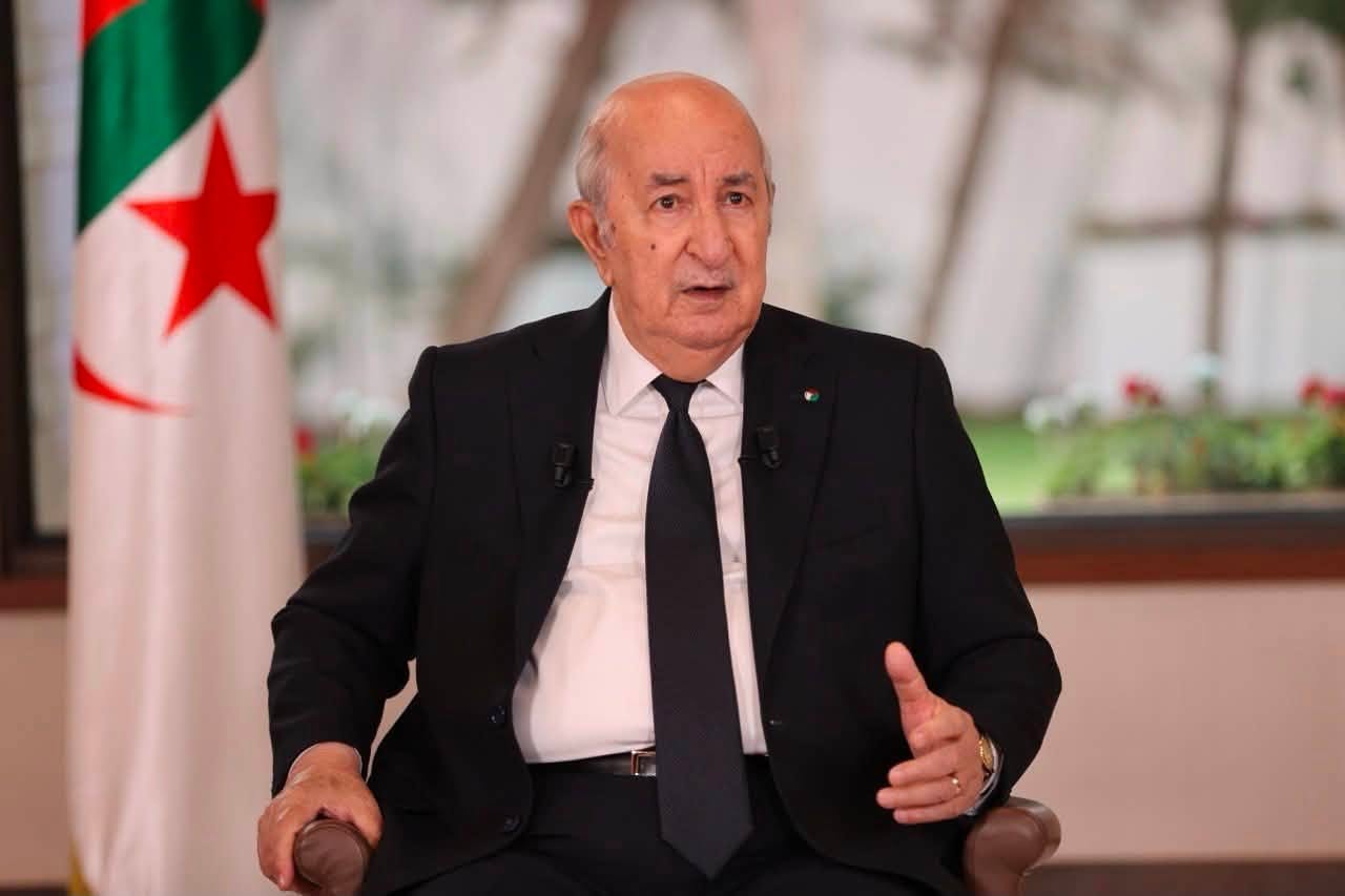 Tebboune réaffirme la souveraineté de l&rsquo;Algérie et relance le dossier des essais nucléaires français
