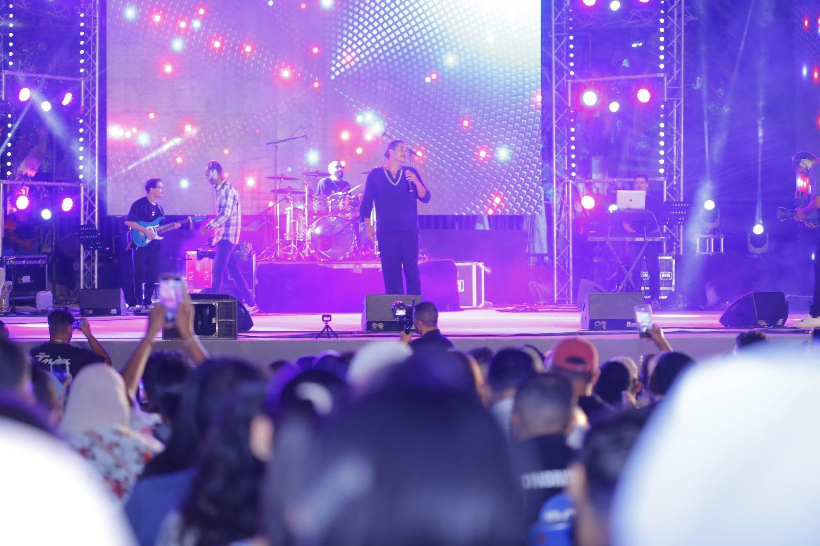 L’Algérie restructure les festivals du Raï : Oran accueillera un festival international, Sidi Bel Abbès retrouve son rendez-vous national