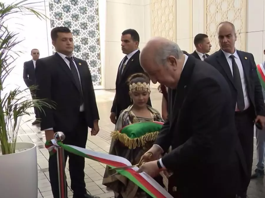 Président de la République : le secteur de l&rsquo;habitat est devenu « une fierté » pour l&rsquo;Algérie »